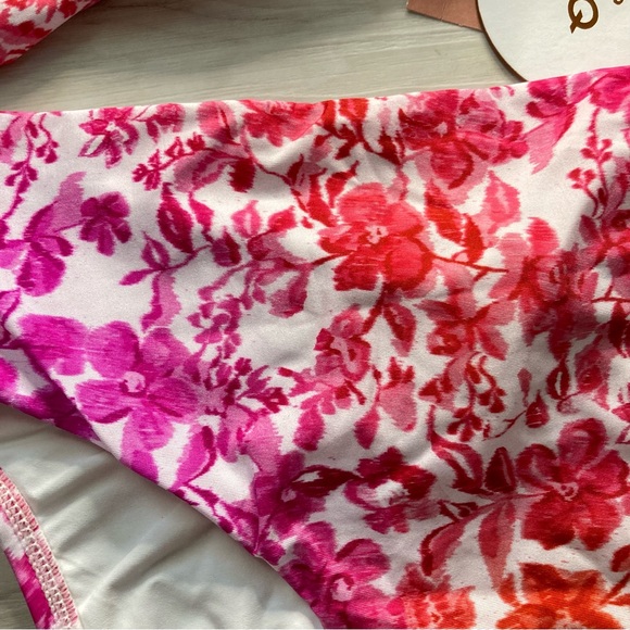 PilyQ 🌸 PQ Swim 🌸 Halter Floral Underwire Bikini Top | High Rise Cheeky Bottom - Picture 6 of 10